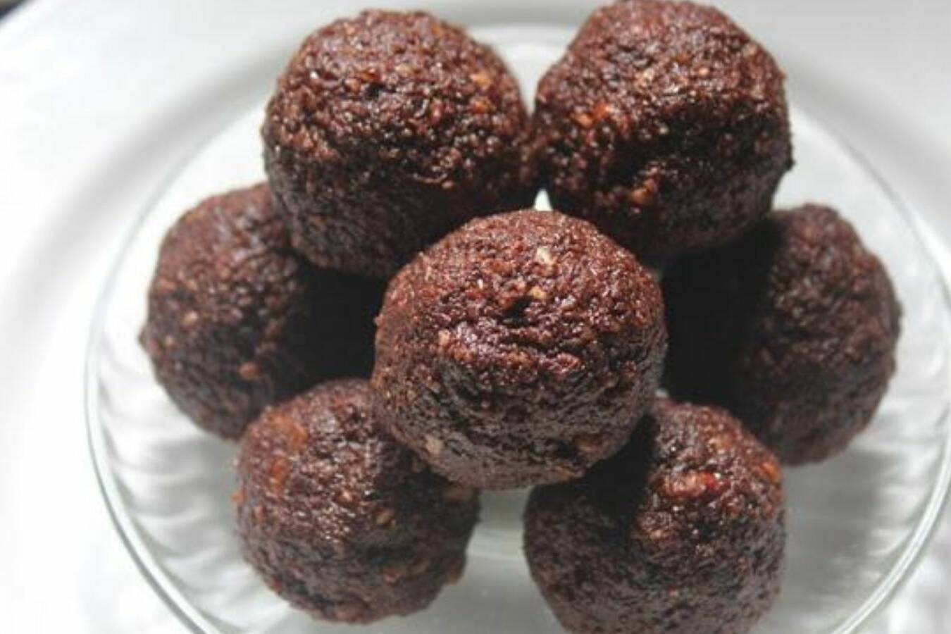 Coconut Cacao Laddoos