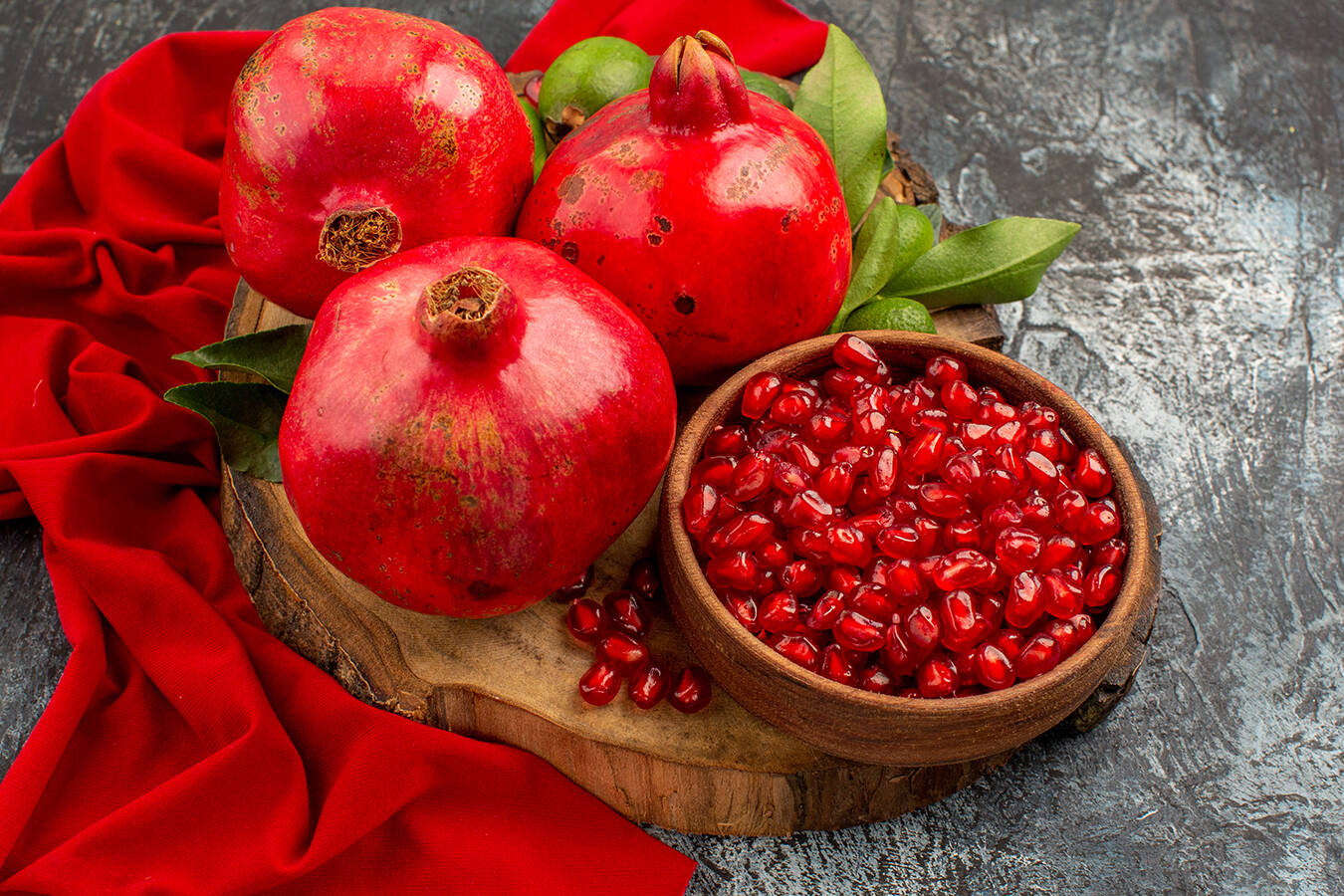 pomegranates-5-benefits