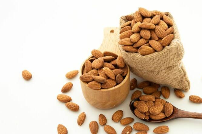 almonds benefits