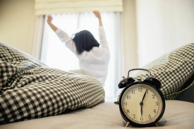 Reset Circadian Rhythm in 7 Smart Ways image