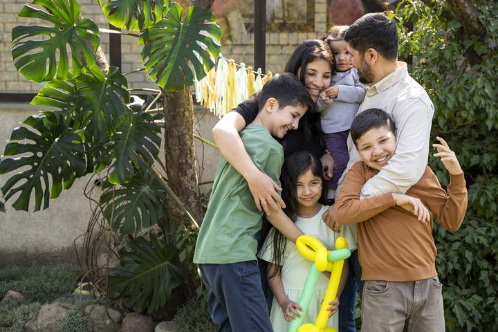 Raising Healthy Kids: 6 Simple Lifestyle Habits That Shape Their Future