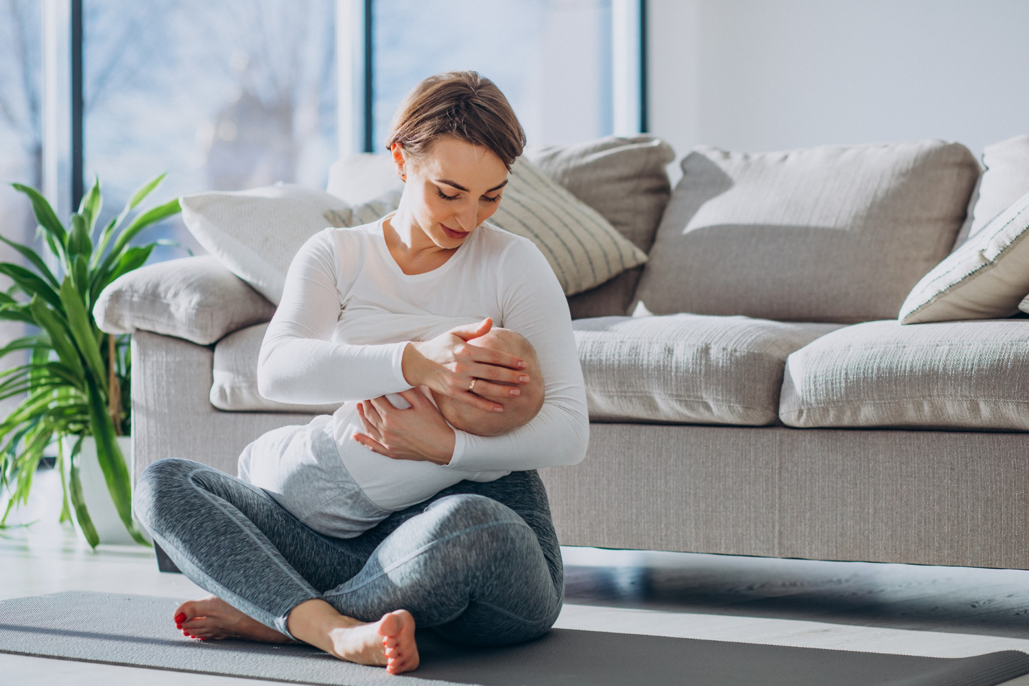 Sleep guide for breastfeeding moms