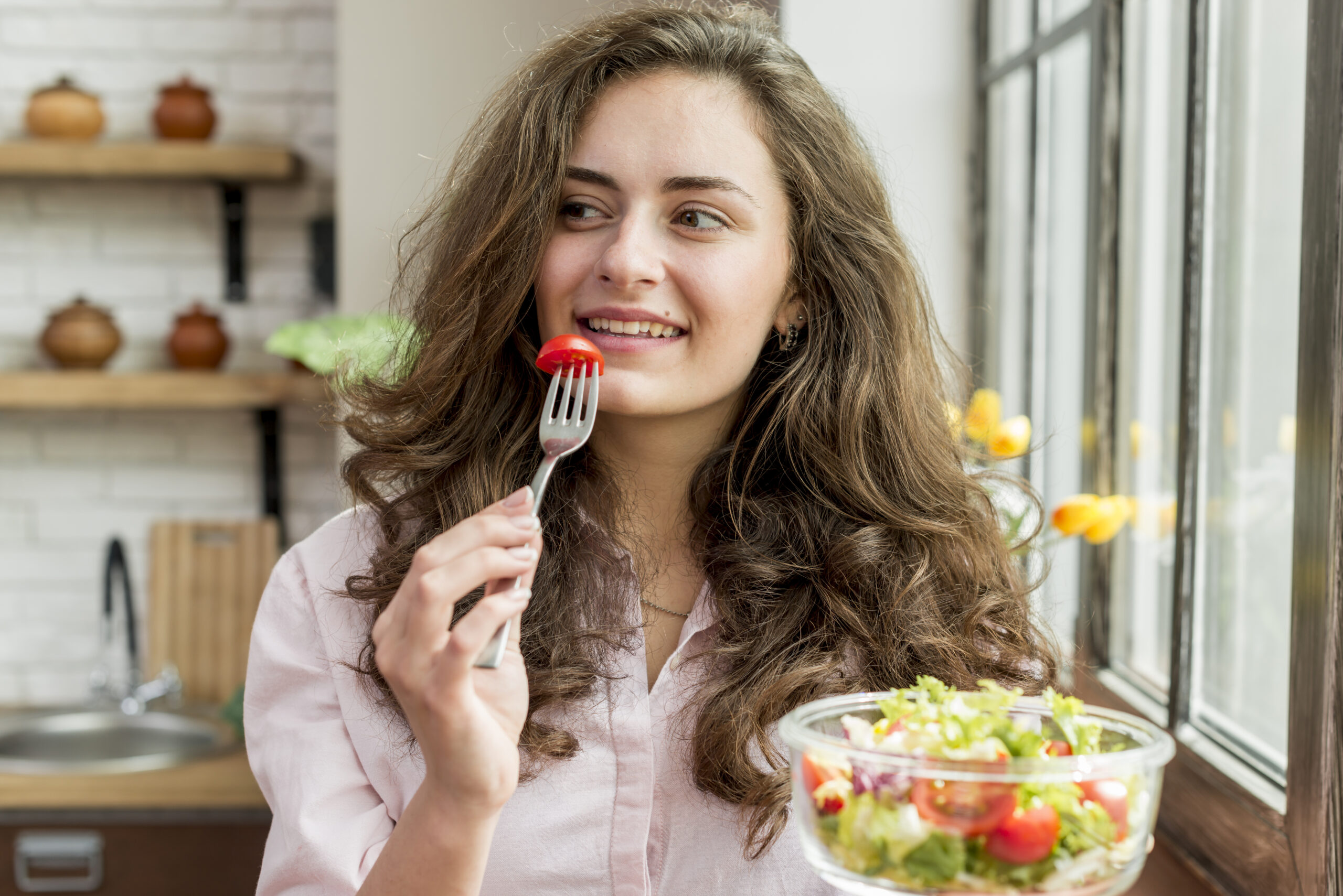 Do Early Dinners = Better Health? The Science Behind Meal Timing & What Ancient Wisdom Got Right!