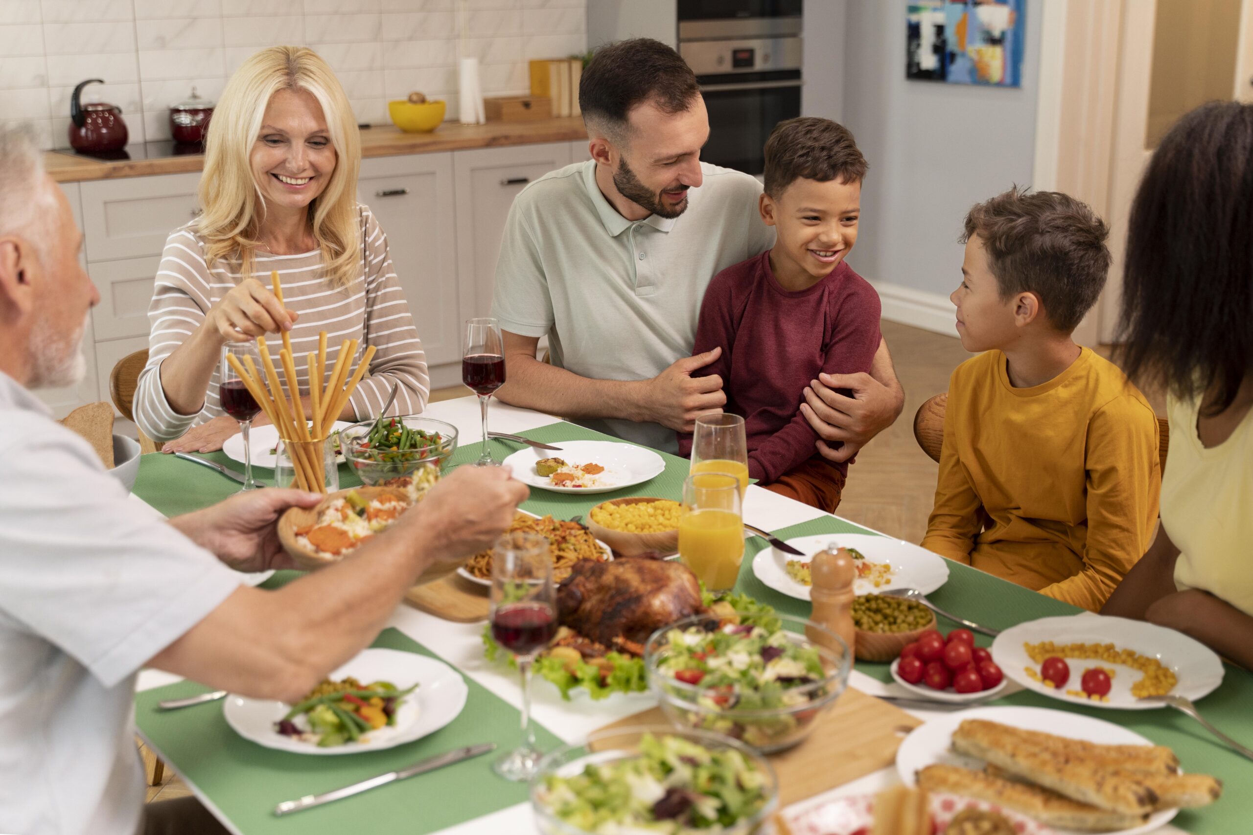 Do Early Dinners = Better Health? The Science Behind Meal Timing & What Ancient Wisdom Got Right!