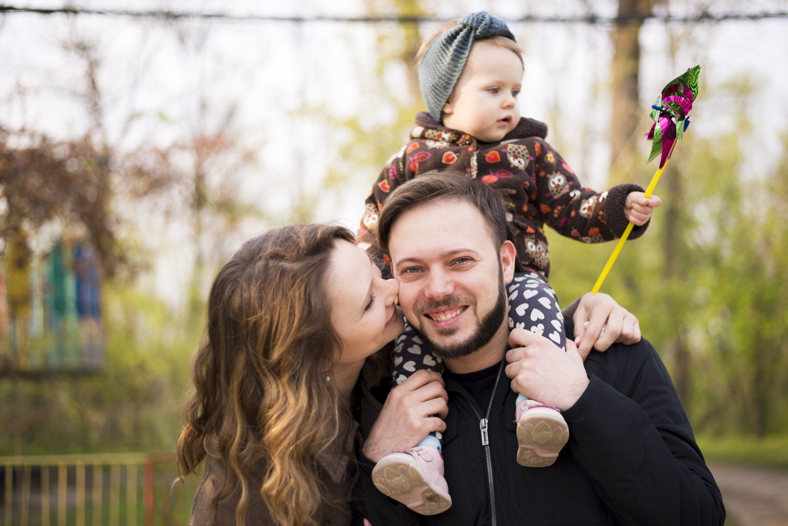 happy marriage life, marriage problem and solution, happy marriage tips, which family is a happy family, how my married life will be