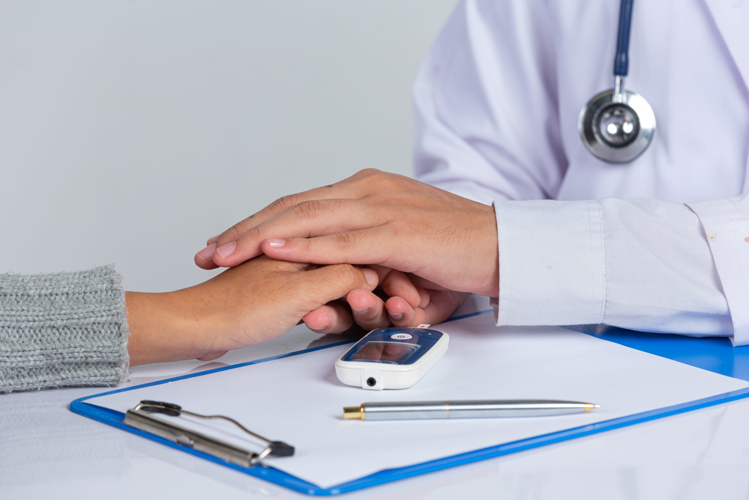 difference between type 1 and type 2 diabetes, type 1 vs type 2 diabetes, type 1 diabetes symptoms, type 2 diabetes symptoms, diabetes prevention, insulin resistance