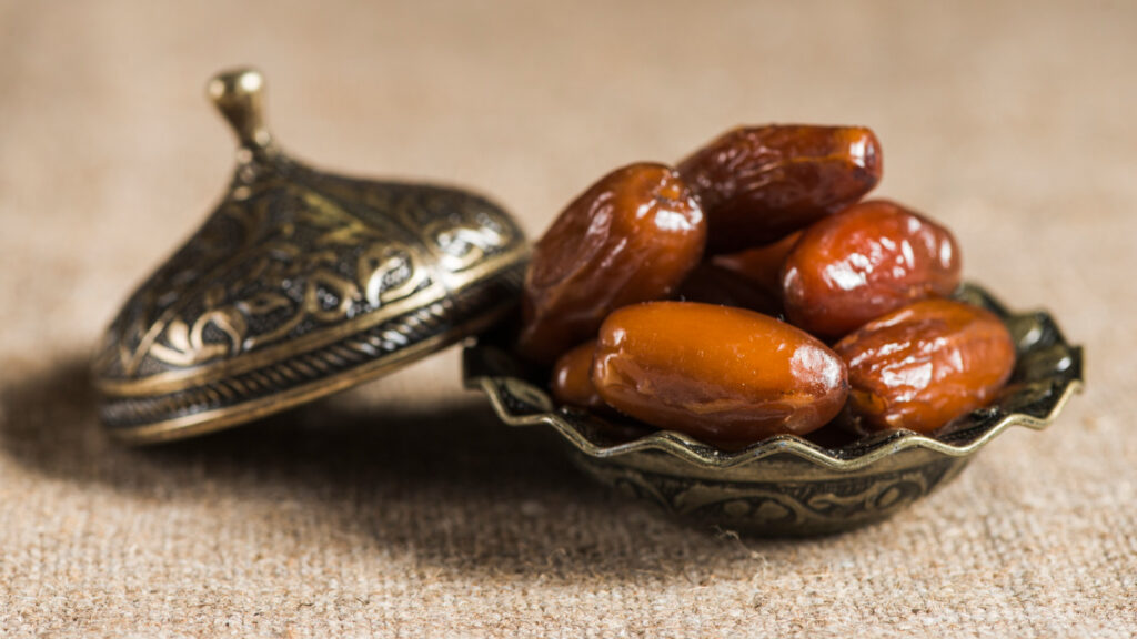 nutritional value of dates